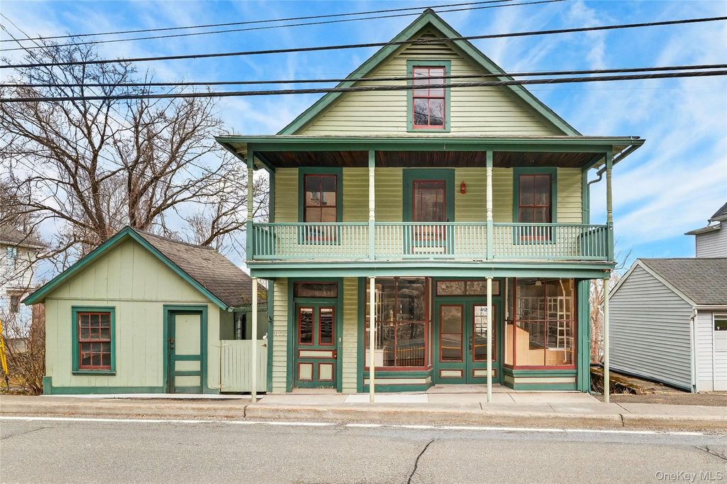 412 N Liberty Drive, Tomkins Cove, NY 10986