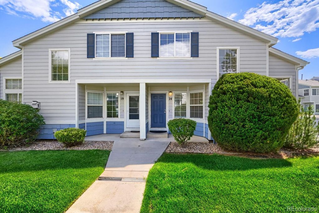 1419 Red Mountain Drive 24, Longmont, CO 80504