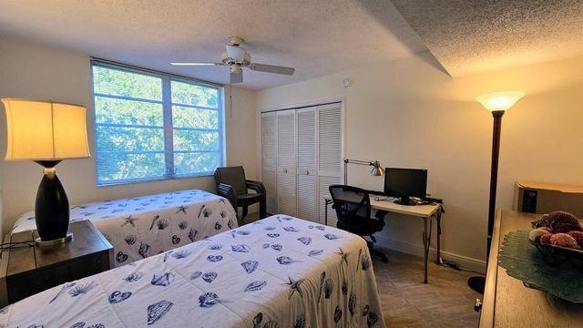 3100 N Course Lane 410, Pompano Beach, FL 33069