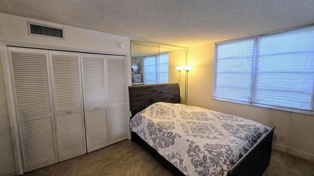 3100 N Course Lane 410, Pompano Beach, FL 33069
