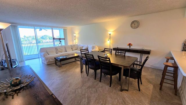 3100 N Course Lane 410, Pompano Beach, FL 33069