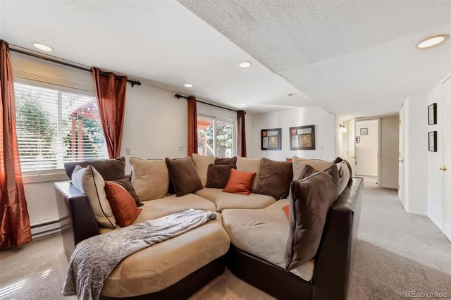 3347 Thistlebrook Circle, Littleton, CO 80126