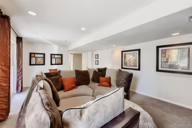 3347 Thistlebrook Circle, Littleton, CO 80126