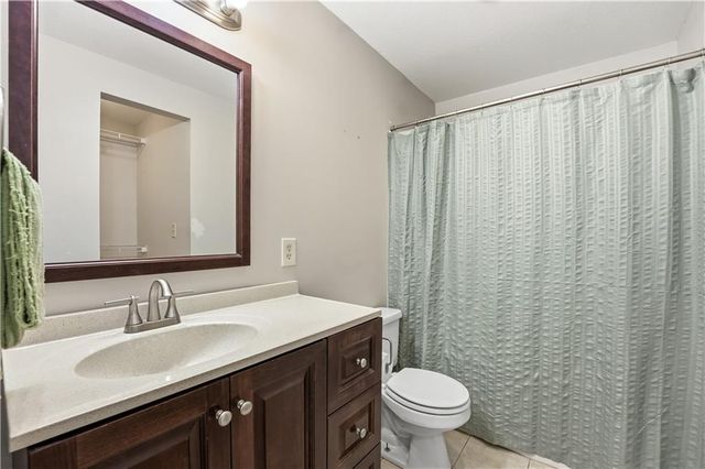 804 SE 16th Terrace, Oak Grove, MO 64075