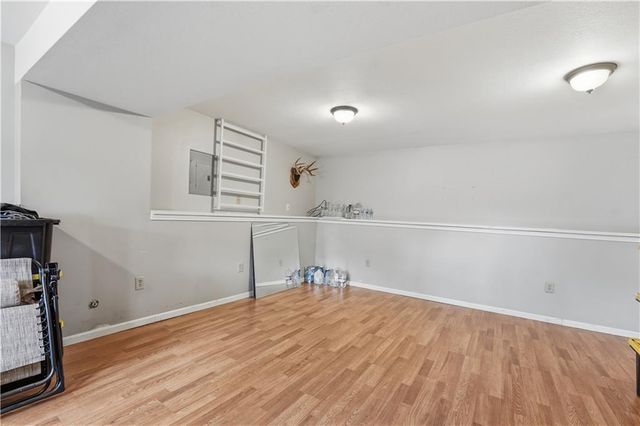 804 SE 16th Terrace, Oak Grove, MO 64075