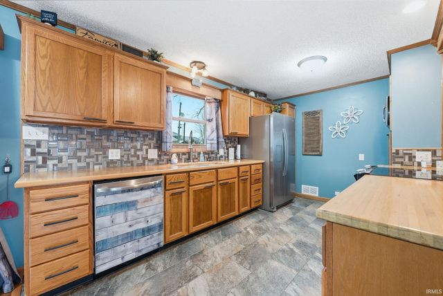 11520 Brooklane Drive, Fort Wayne, IN 46819