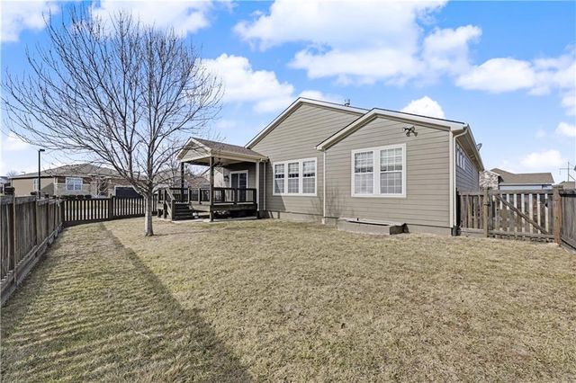 23613 W 91st Terrace, Lenexa, KS 66227