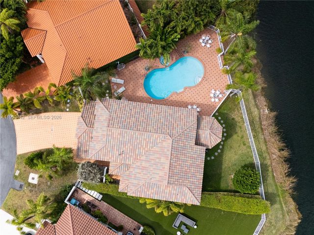 10465 NW 46th St, Doral, FL 33178