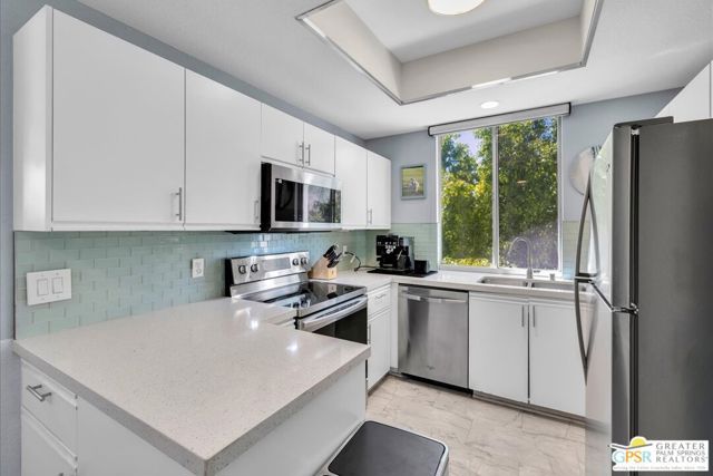 401 S El Cielo Road 180, Palm Springs, CA 92262