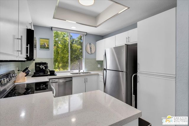 401 S El Cielo Road 180, Palm Springs, CA 92262