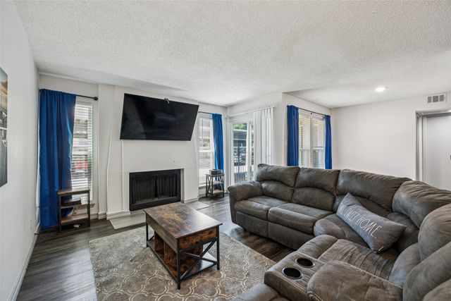 6050 Melody Lane 107, Dallas, TX 75231