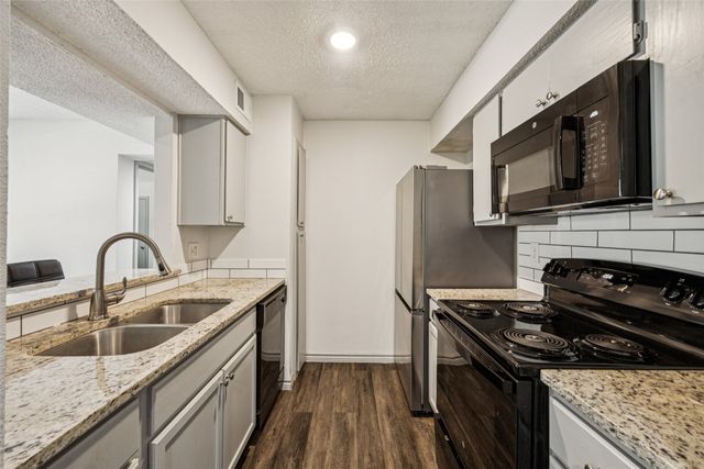 6050 Melody Lane 107, Dallas, TX 75231