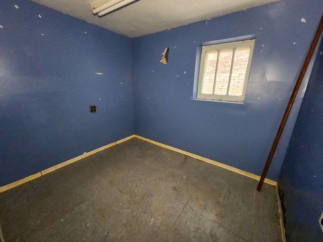 2221 Home Avenue, Berwyn, IL 60402