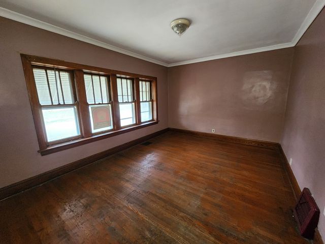 2221 Home Avenue, Berwyn, IL 60402