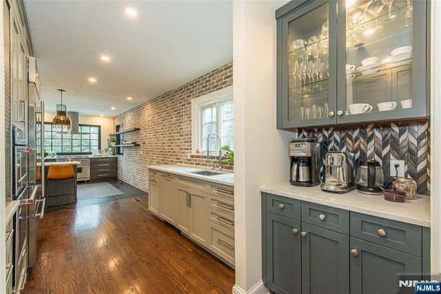 264 Forest Avenue, Glen Ridge, NJ 07028