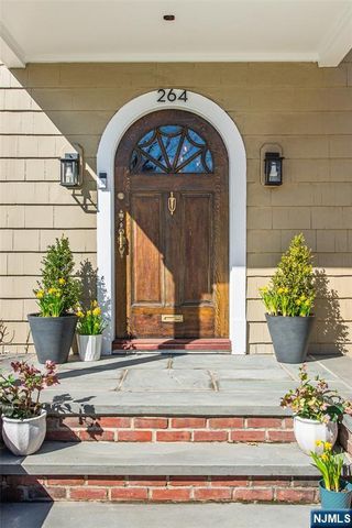 264 Forest Avenue, Glen Ridge, NJ 07028