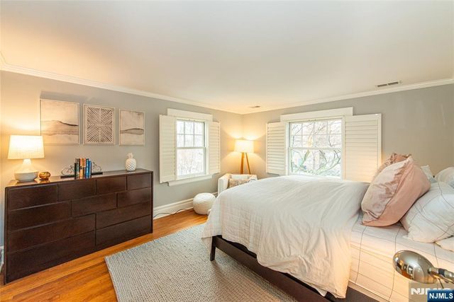 264 Forest Avenue, Glen Ridge, NJ 07028