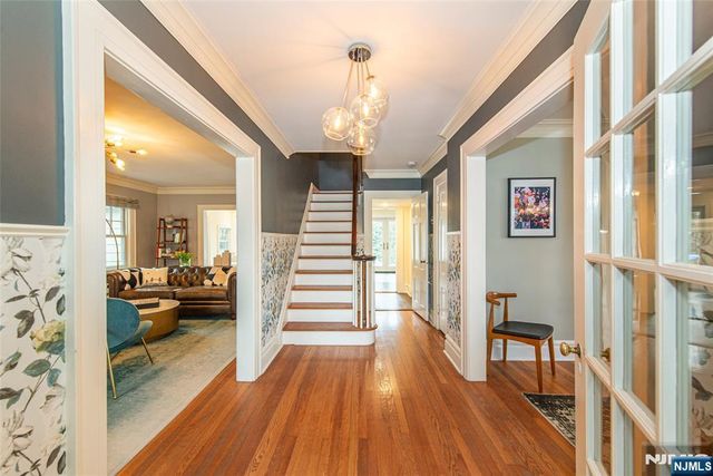 264 Forest Avenue, Glen Ridge, NJ 07028