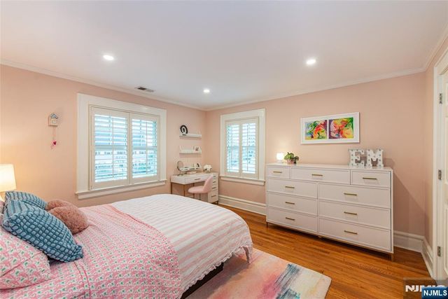 264 Forest Avenue, Glen Ridge, NJ 07028