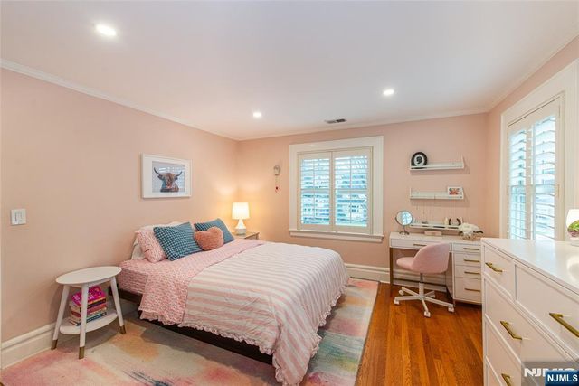 264 Forest Avenue, Glen Ridge, NJ 07028