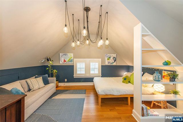 264 Forest Avenue, Glen Ridge, NJ 07028