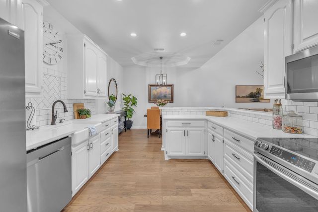 2144 Lakeforest Drive, Weatherford, TX 76087