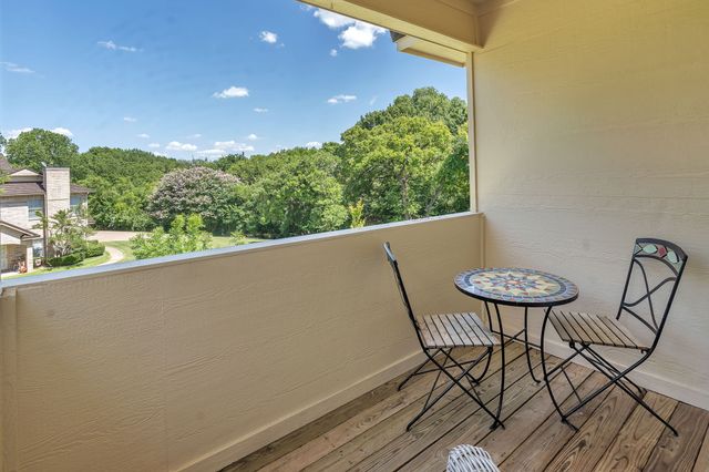 2144 Lakeforest Drive, Weatherford, TX 76087