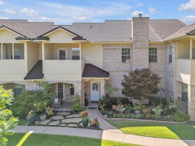 2144 Lakeforest Drive, Weatherford, TX 76087