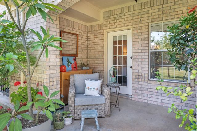 2144 Lakeforest Drive, Weatherford, TX 76087
