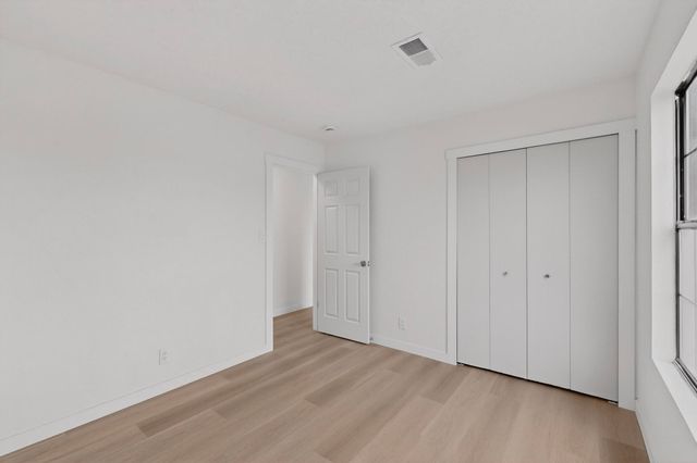 300 4th Avenue NE, Rio Rancho, NM 87124