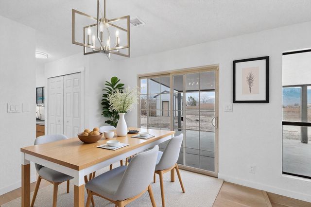 300 4th Avenue NE, Rio Rancho, NM 87124