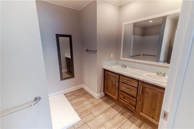 1121 N 6th Street, Atchison, KS 66002