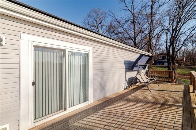 1121 N 6th Street, Atchison, KS 66002