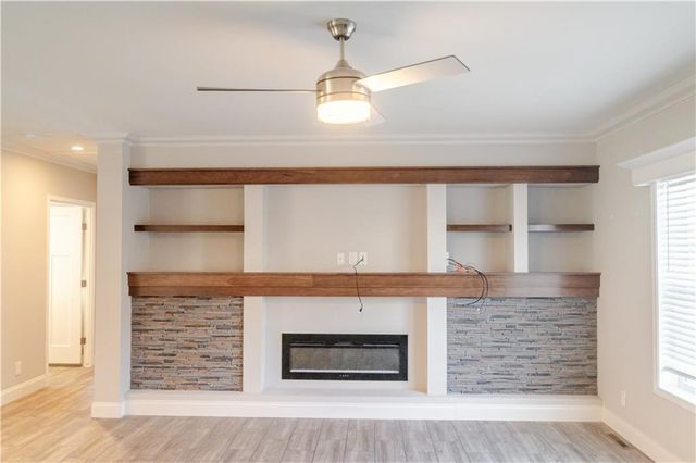 1121 N 6th Street, Atchison, KS 66002