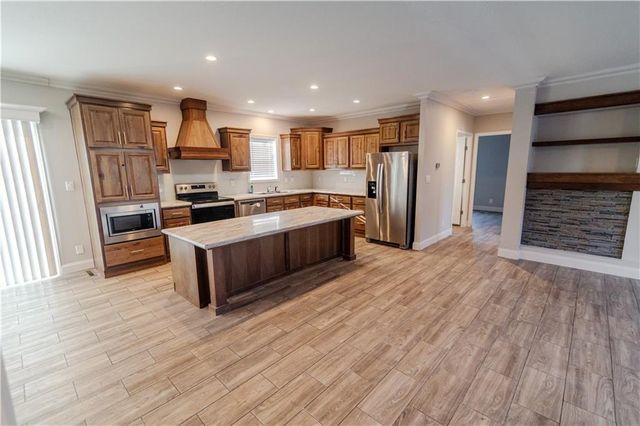 1121 N 6th Street, Atchison, KS 66002