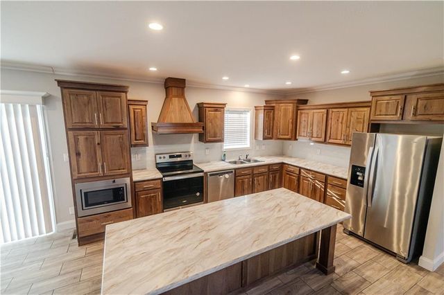 1121 N 6th Street, Atchison, KS 66002