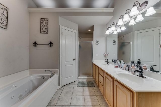 4270 Ravenwood Lane, Springdale, AR 72762