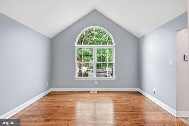 23 BRITT LEA DR, Sicklerville, NJ 08081
