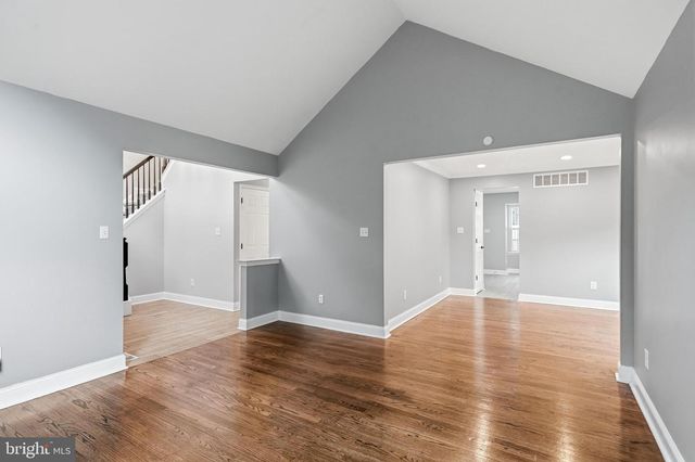 23 BRITT LEA DR, Sicklerville, NJ 08081