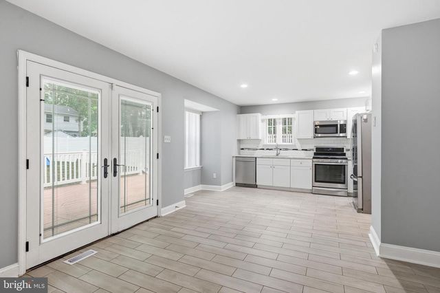 23 BRITT LEA DR, Sicklerville, NJ 08081