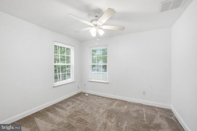23 BRITT LEA DR, Sicklerville, NJ 08081