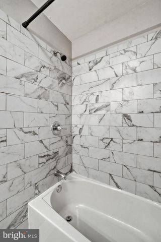 23 BRITT LEA DR, Sicklerville, NJ 08081