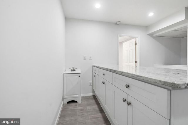 23 BRITT LEA DR, Sicklerville, NJ 08081