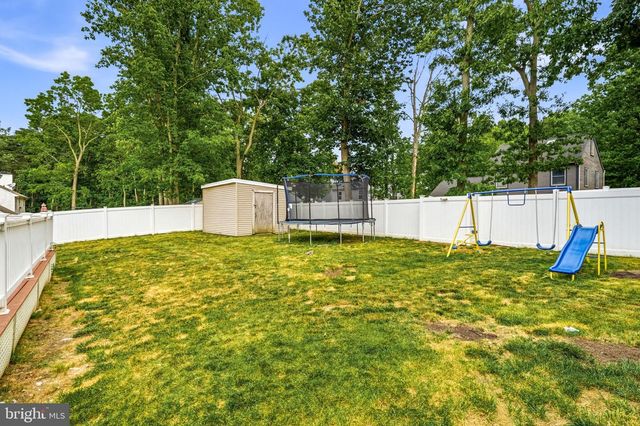 23 BRITT LEA DR, Sicklerville, NJ 08081