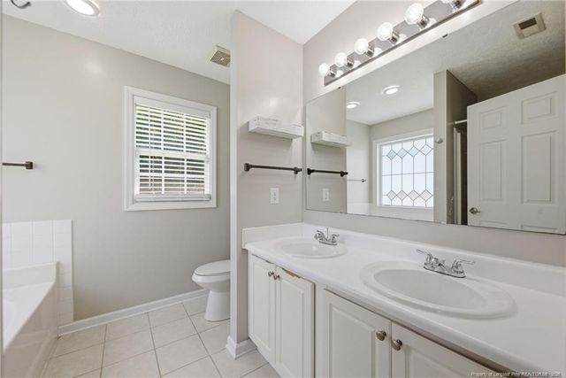 120 Somerset Drive, Raeford, NC 28376