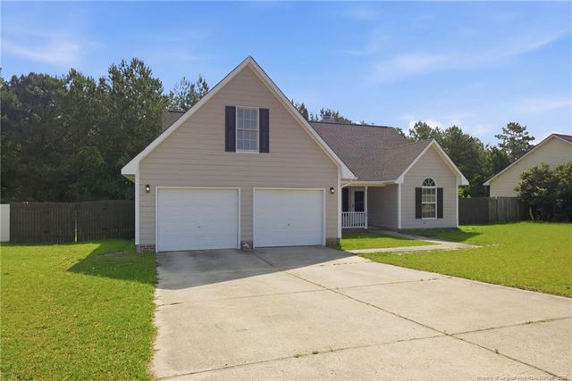 120 Somerset Drive, Raeford, NC 28376
