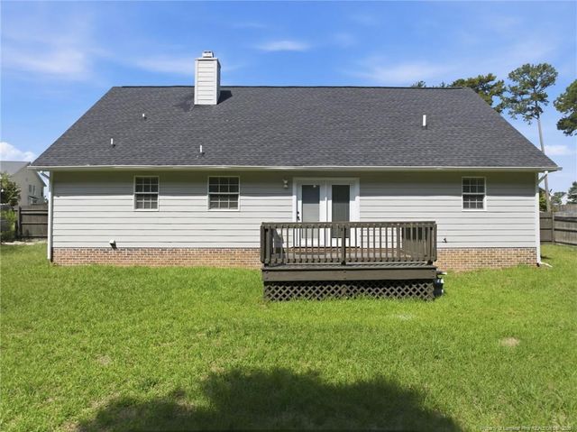 120 Somerset Drive, Raeford, NC 28376