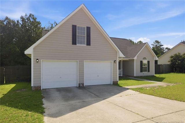 120 Somerset Drive, Raeford, NC 28376