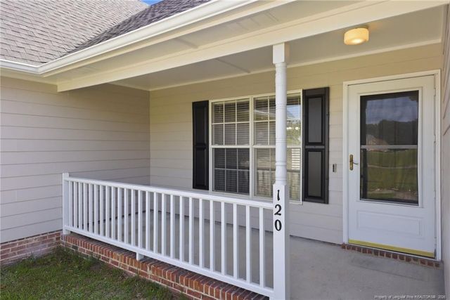 120 Somerset Drive, Raeford, NC 28376