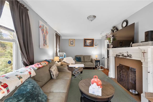 321 Church Avenue, Warwick, RI 02889